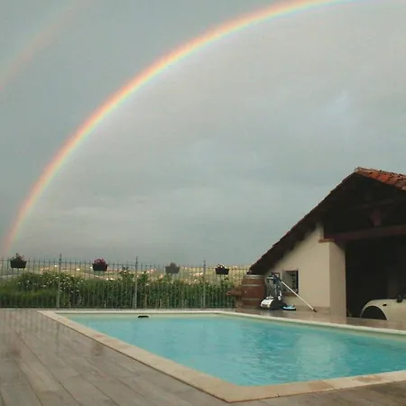 Casa de hóspedes L'alba Di Langa