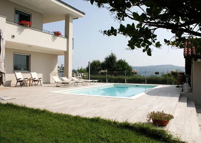 Гостевой дом L'alba Di Langa